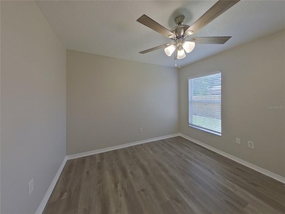 合同活跃: $1,999 (4 贝兹, 2 浴室, 1636 平方英尺)