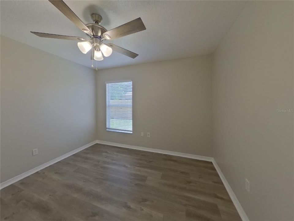 合同活跃: $1,999 (4 贝兹, 2 浴室, 1636 平方英尺)