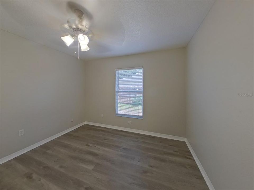 合同活跃: $1,999 (4 贝兹, 2 浴室, 1636 平方英尺)