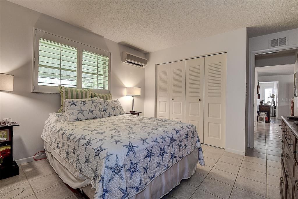 En Venta: $333,000 (2 camas, 2 baños, 1269 Pies cuadrados)