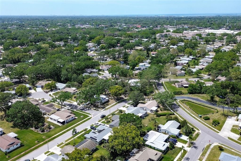 En Venta: $333,000 (2 camas, 2 baños, 1269 Pies cuadrados)