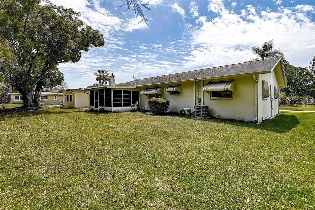 En Venta: $333,000 (2 camas, 2 baños, 1269 Pies cuadrados)