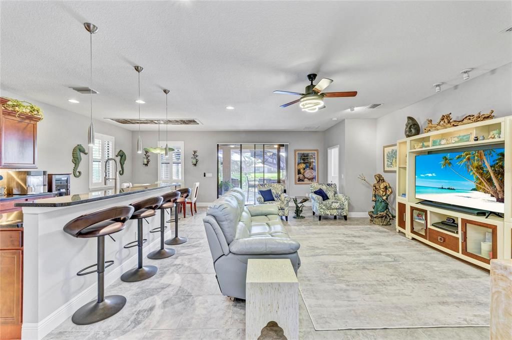 Active With Contract: $525,000 (4 beds, 2 baths, 2036 Square Feet)