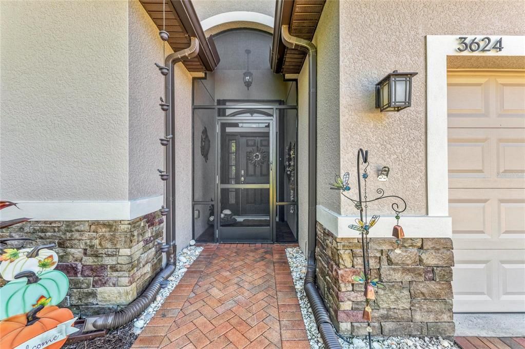 Active With Contract: $525,000 (4 beds, 2 baths, 2036 Square Feet)