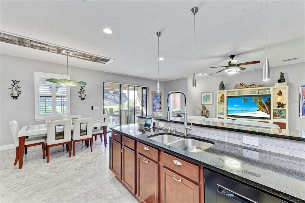 Active With Contract: $525,000 (4 beds, 2 baths, 2036 Square Feet)