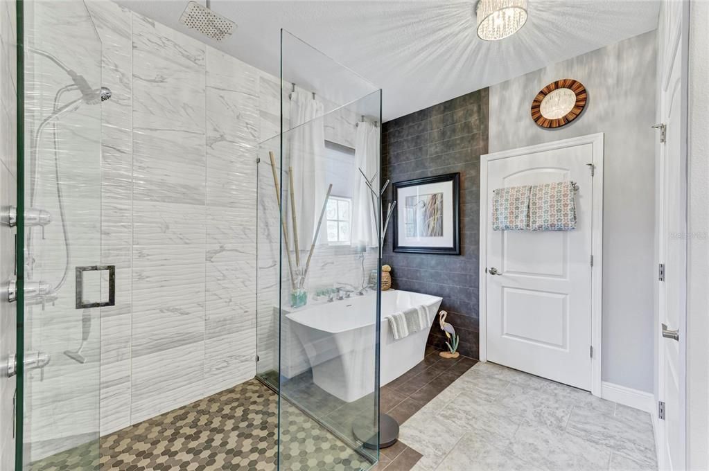 Active With Contract: $525,000 (4 beds, 2 baths, 2036 Square Feet)