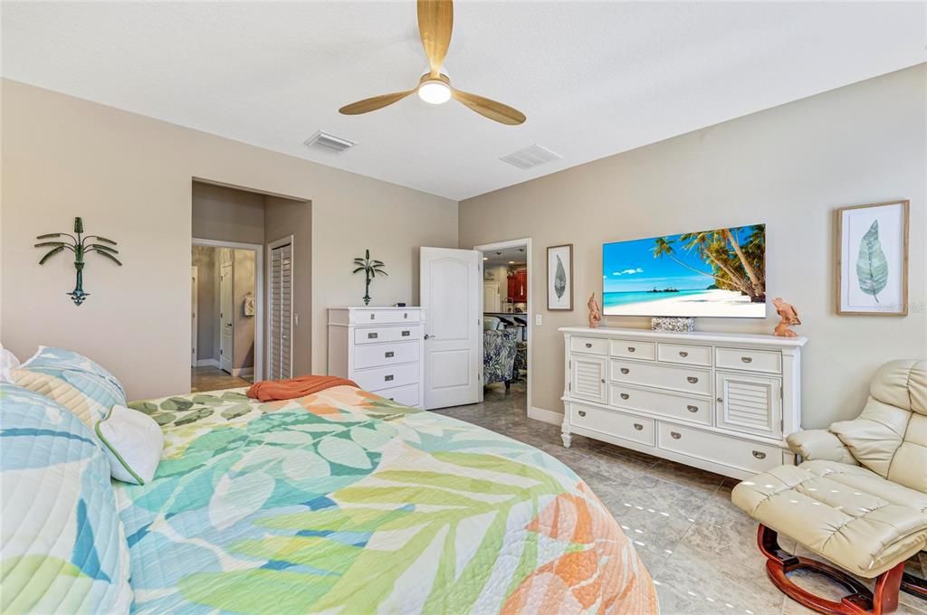 Active With Contract: $525,000 (4 beds, 2 baths, 2036 Square Feet)