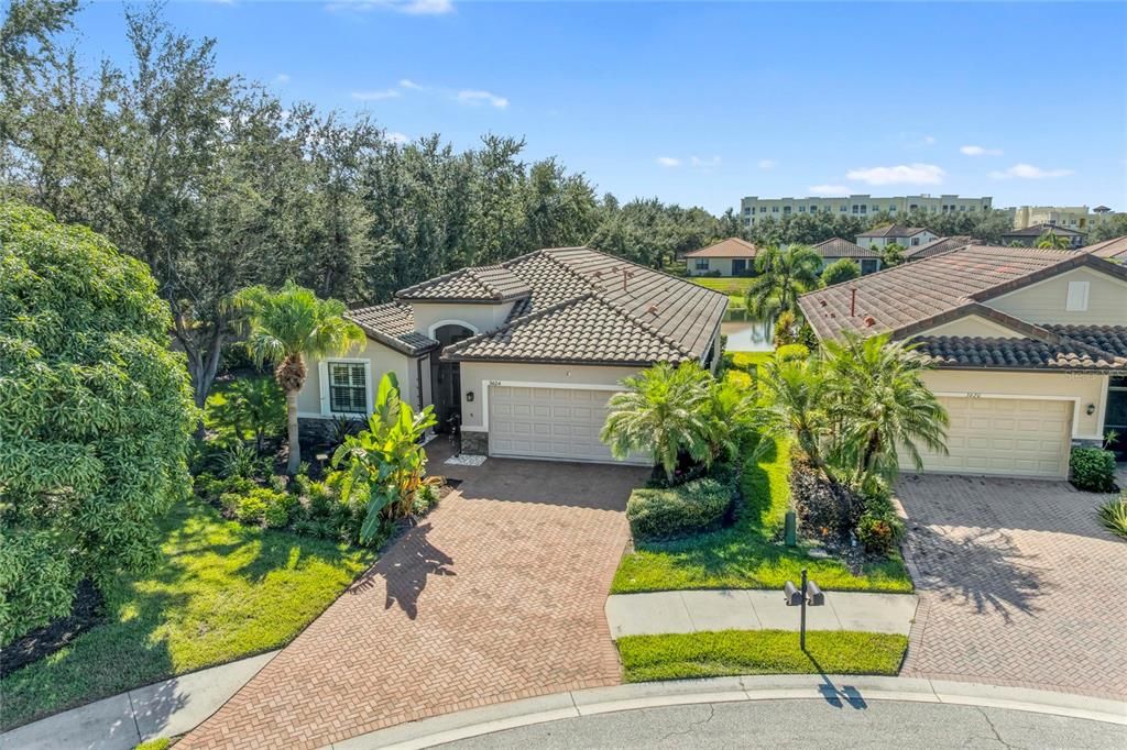 Active With Contract: $525,000 (4 beds, 2 baths, 2036 Square Feet)