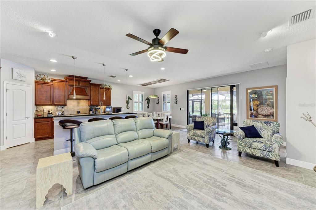 Active With Contract: $525,000 (4 beds, 2 baths, 2036 Square Feet)