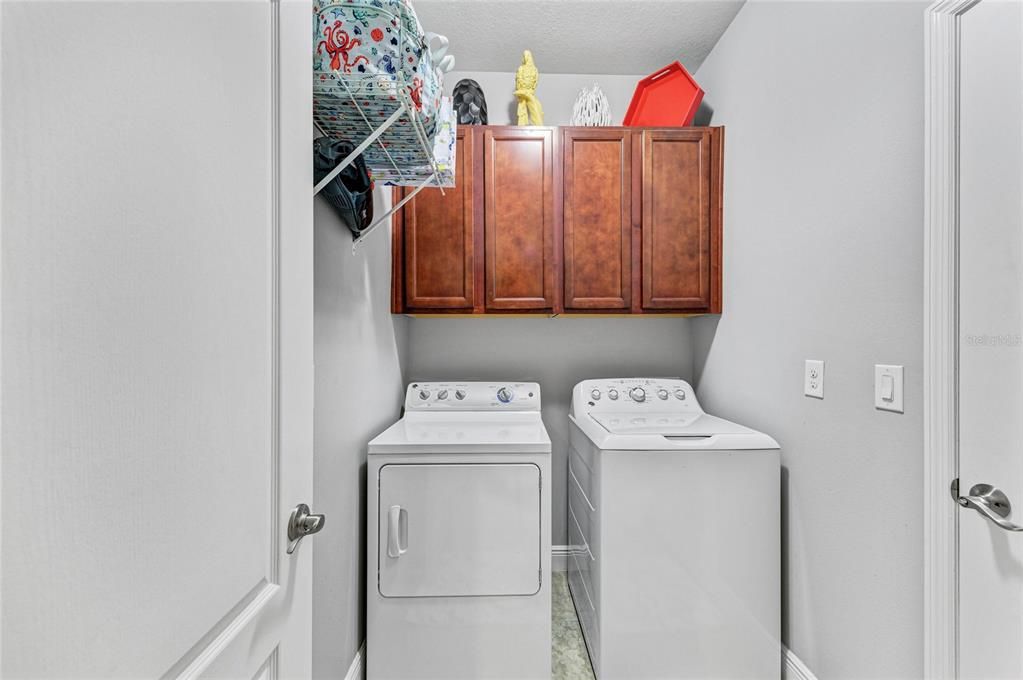 Active With Contract: $525,000 (4 beds, 2 baths, 2036 Square Feet)