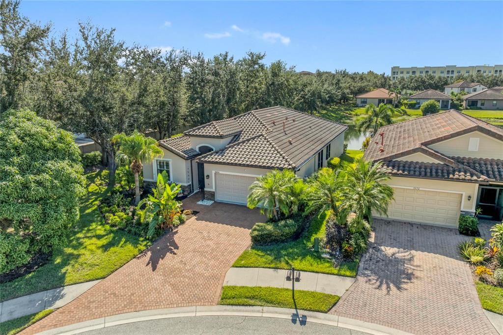 Active With Contract: $525,000 (4 beds, 2 baths, 2036 Square Feet)