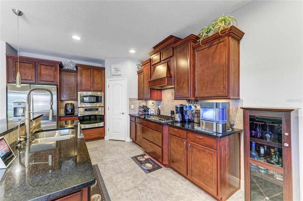 Active With Contract: $525,000 (4 beds, 2 baths, 2036 Square Feet)