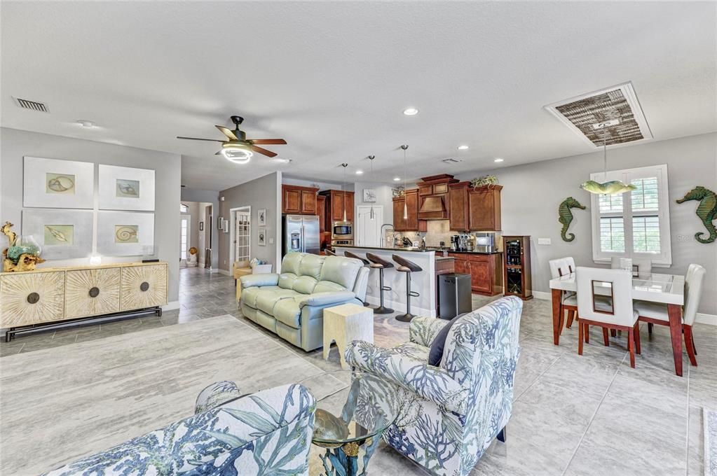 Active With Contract: $525,000 (4 beds, 2 baths, 2036 Square Feet)