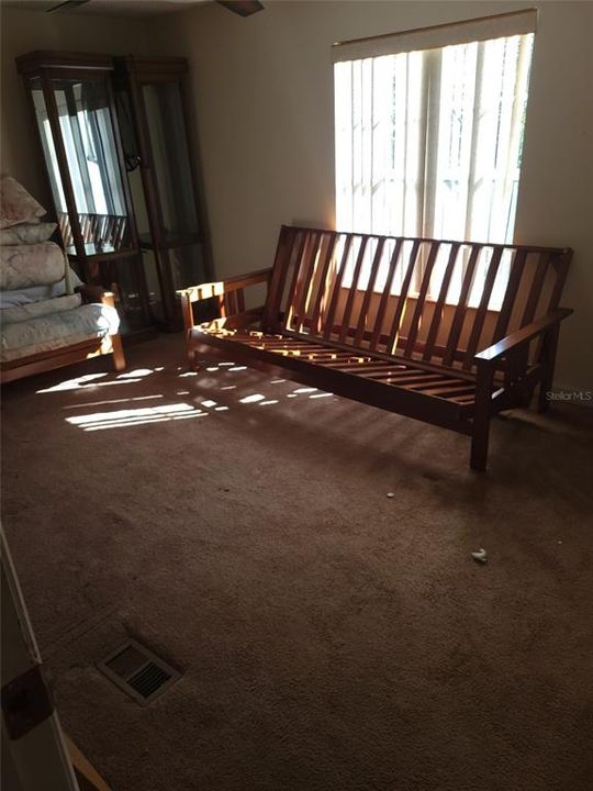 На продажу: $140,000 (3 спален, 2 ванн, 1216 Квадратных фут)