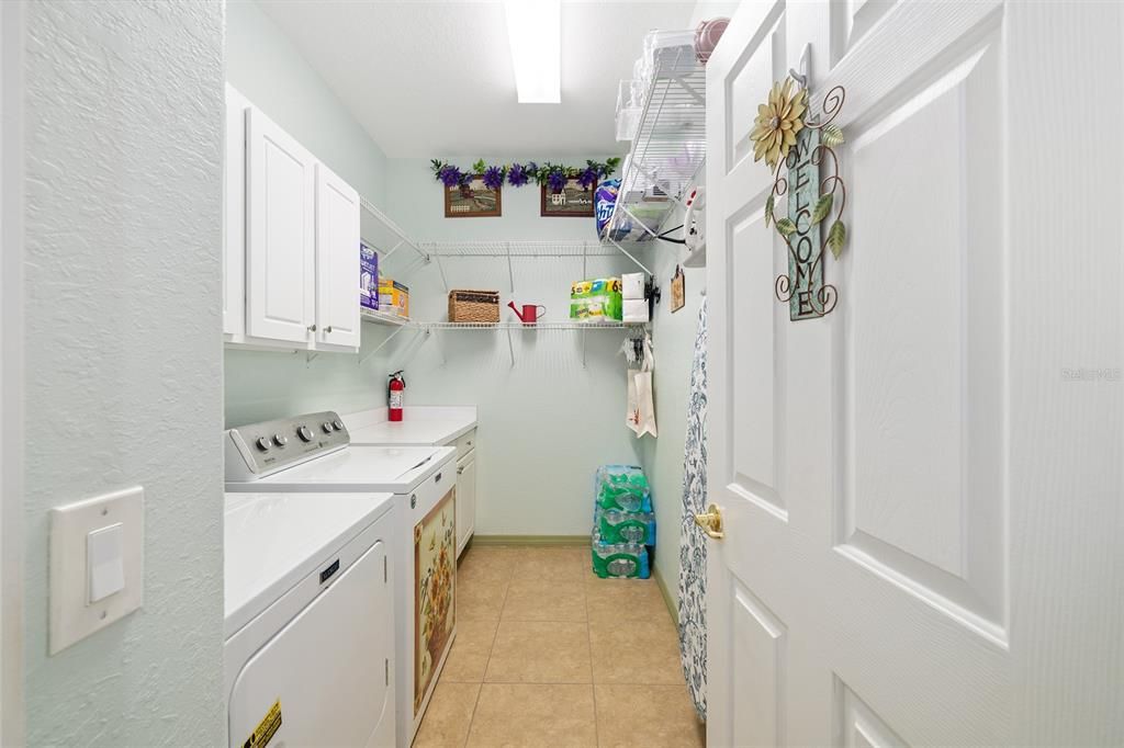 For Sale: $349,000 (2 beds, 2 baths, 1870 Square Feet)