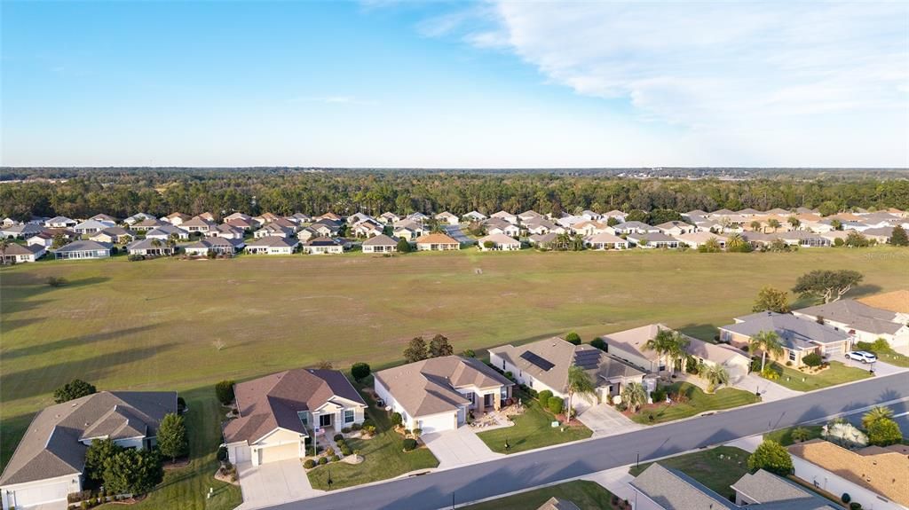 For Sale: $349,000 (2 beds, 2 baths, 1870 Square Feet)