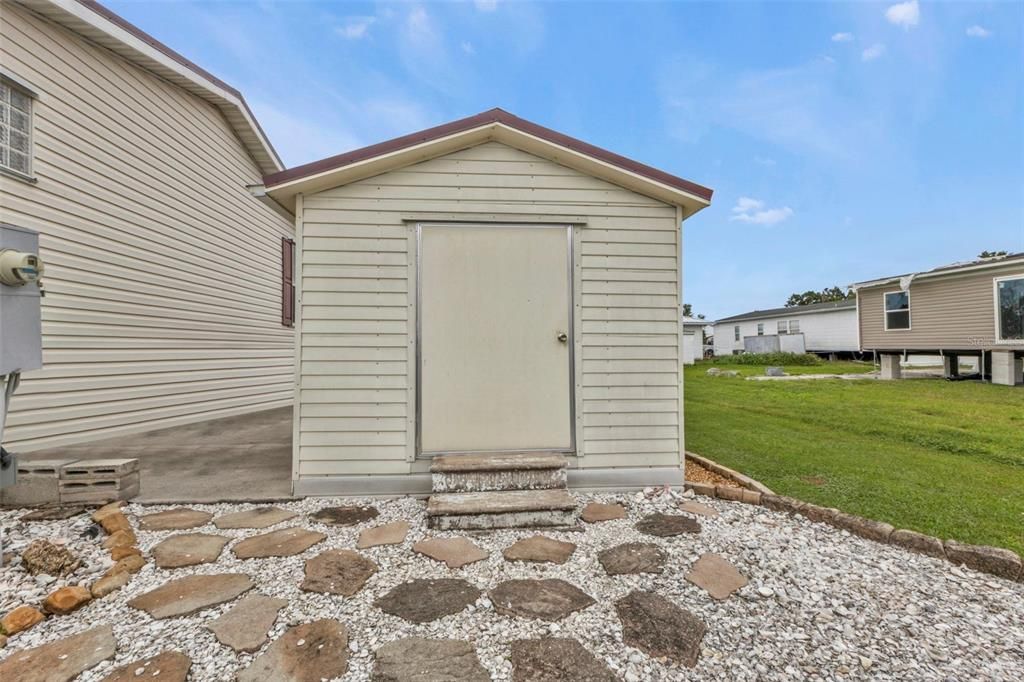 For Sale: $209,900 (2 beds, 2 baths, 1248 Square Feet)