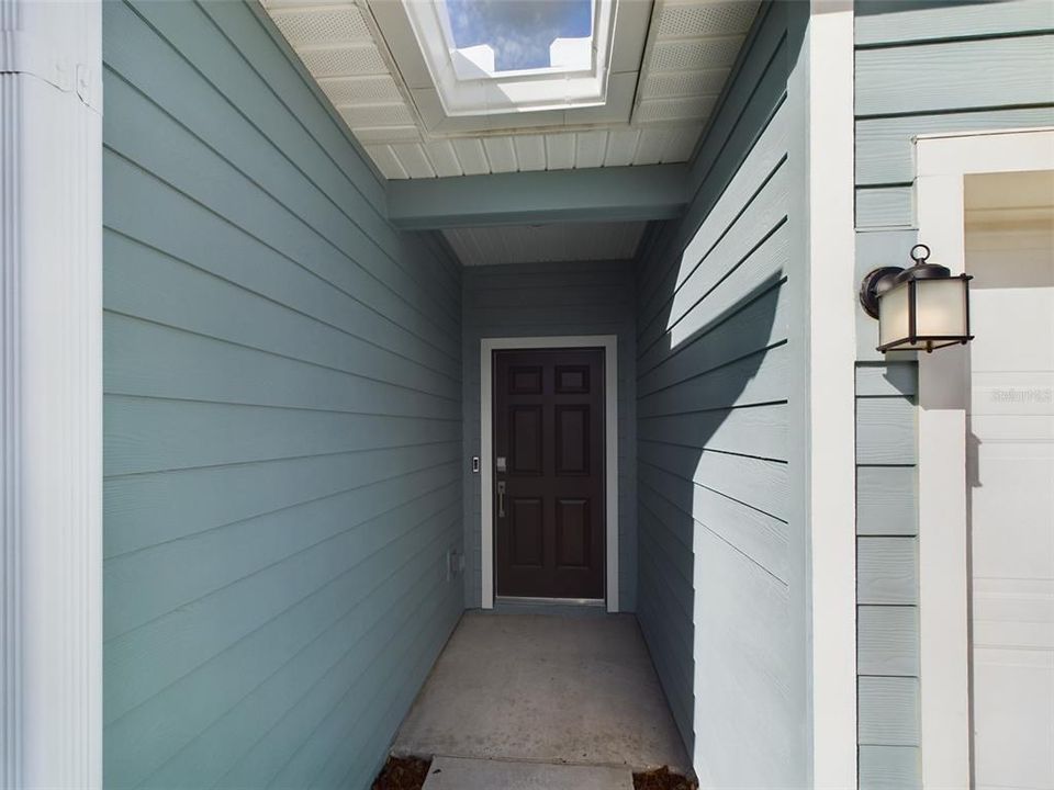 En Renta: $2,450 (4 camas, 3 baños, 2173 Pies cuadrados)