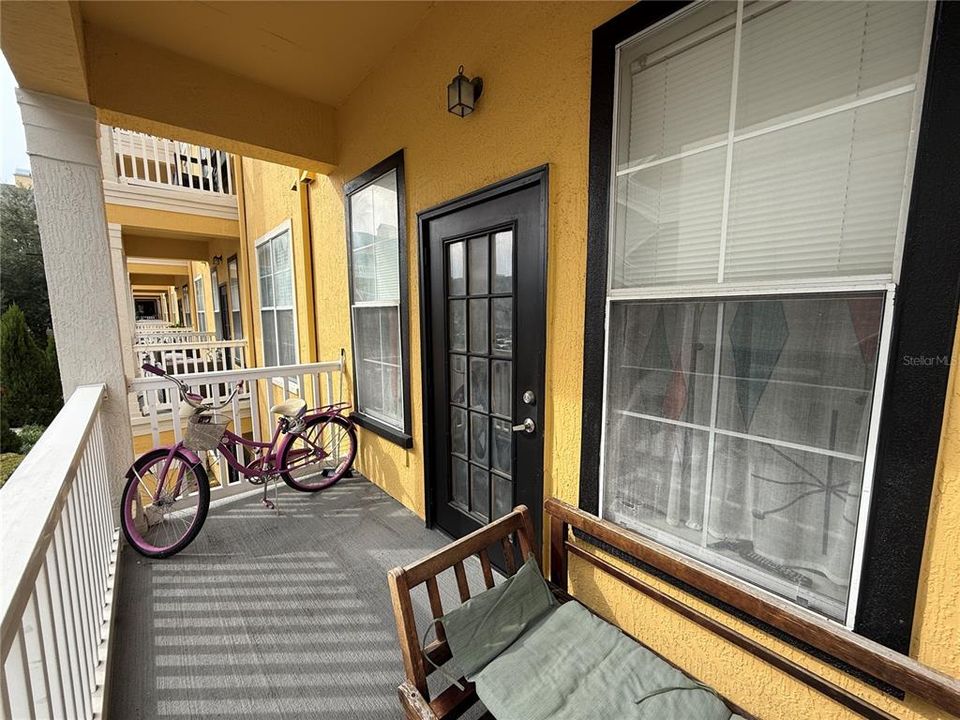 For Sale: $210,000 (1 beds, 1 baths, 535 Square Feet)