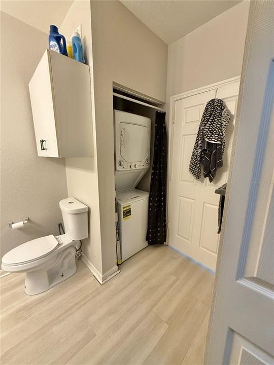 For Sale: $210,000 (1 beds, 1 baths, 535 Square Feet)