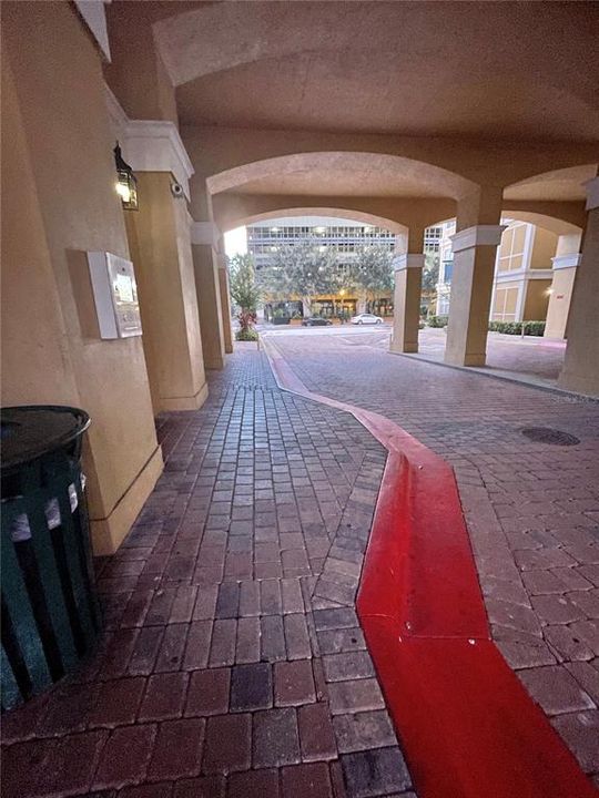 For Sale: $210,000 (1 beds, 1 baths, 535 Square Feet)