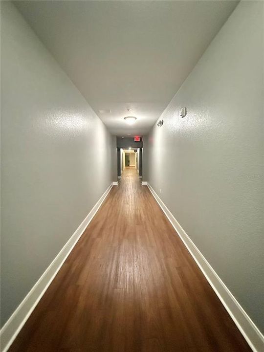 For Sale: $210,000 (1 beds, 1 baths, 535 Square Feet)