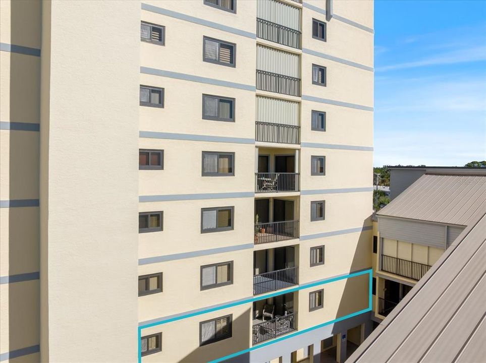 Active With Contract: $560,000 (2 beds, 2 baths, 1332 Square Feet)