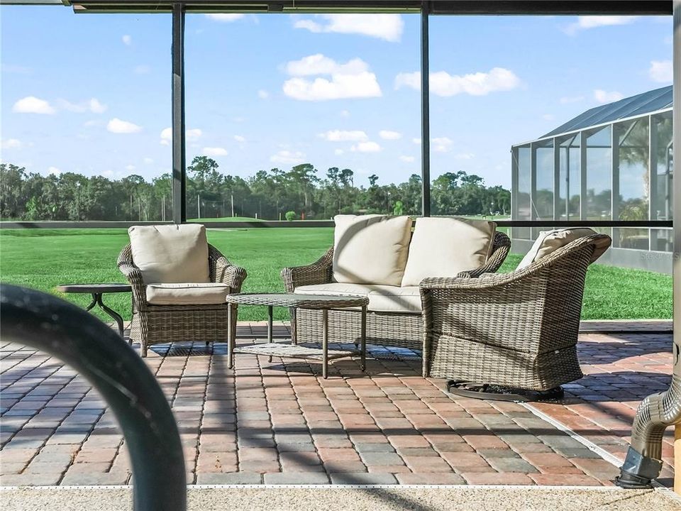 待售: $580,000 (3 贝兹, 2 浴室, 2284 平方英尺)