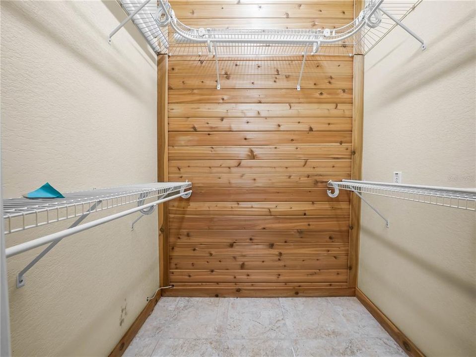 待售: $580,000 (3 贝兹, 2 浴室, 2284 平方英尺)