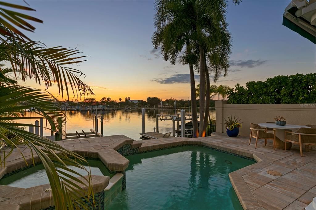 Active With Contract: $3,295,000 (4 beds, 3 baths, 3248 Square Feet)