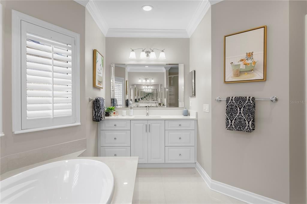 Active With Contract: $3,295,000 (4 beds, 3 baths, 3248 Square Feet)