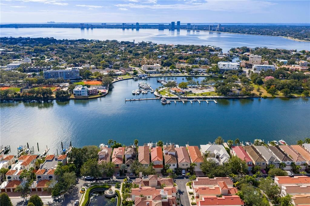 Active With Contract: $3,295,000 (4 beds, 3 baths, 3248 Square Feet)