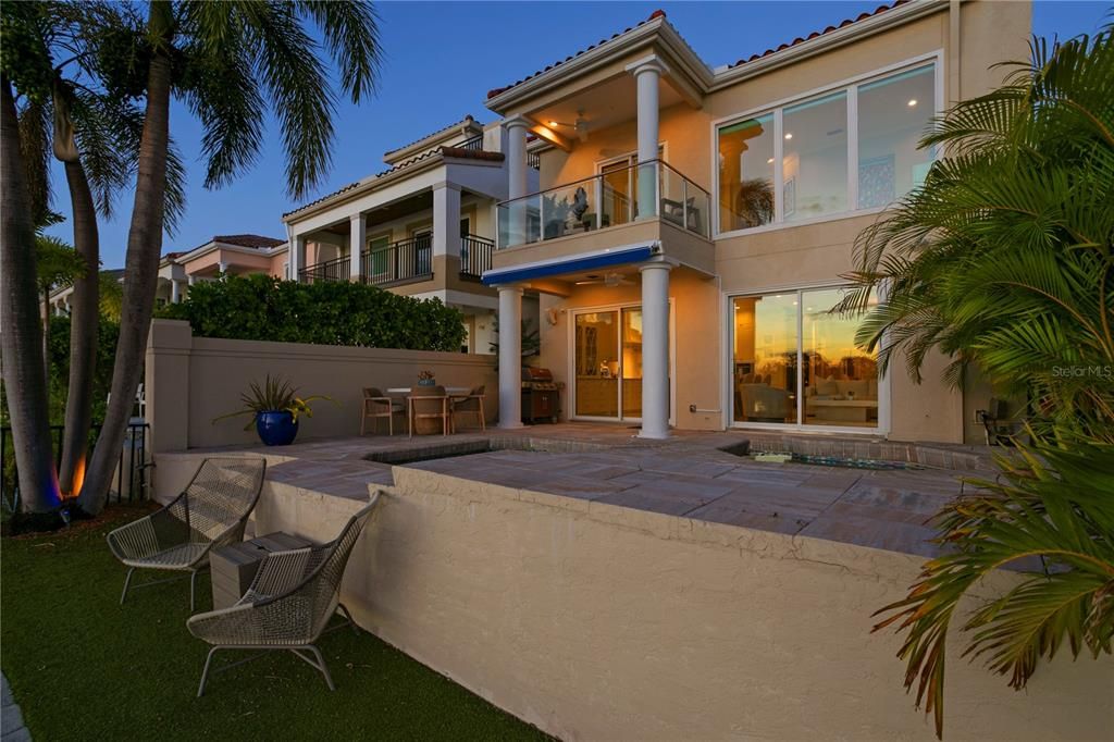 Active With Contract: $3,295,000 (4 beds, 3 baths, 3248 Square Feet)