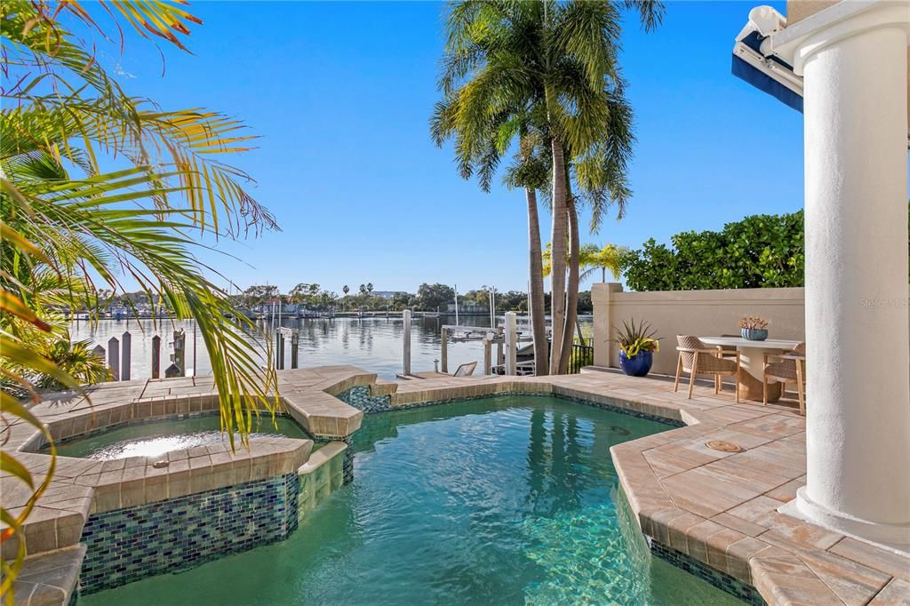 Active With Contract: $3,295,000 (4 beds, 3 baths, 3248 Square Feet)