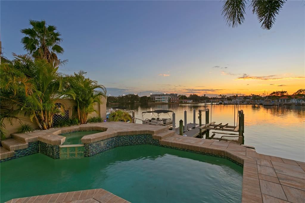 Active With Contract: $3,295,000 (4 beds, 3 baths, 3248 Square Feet)