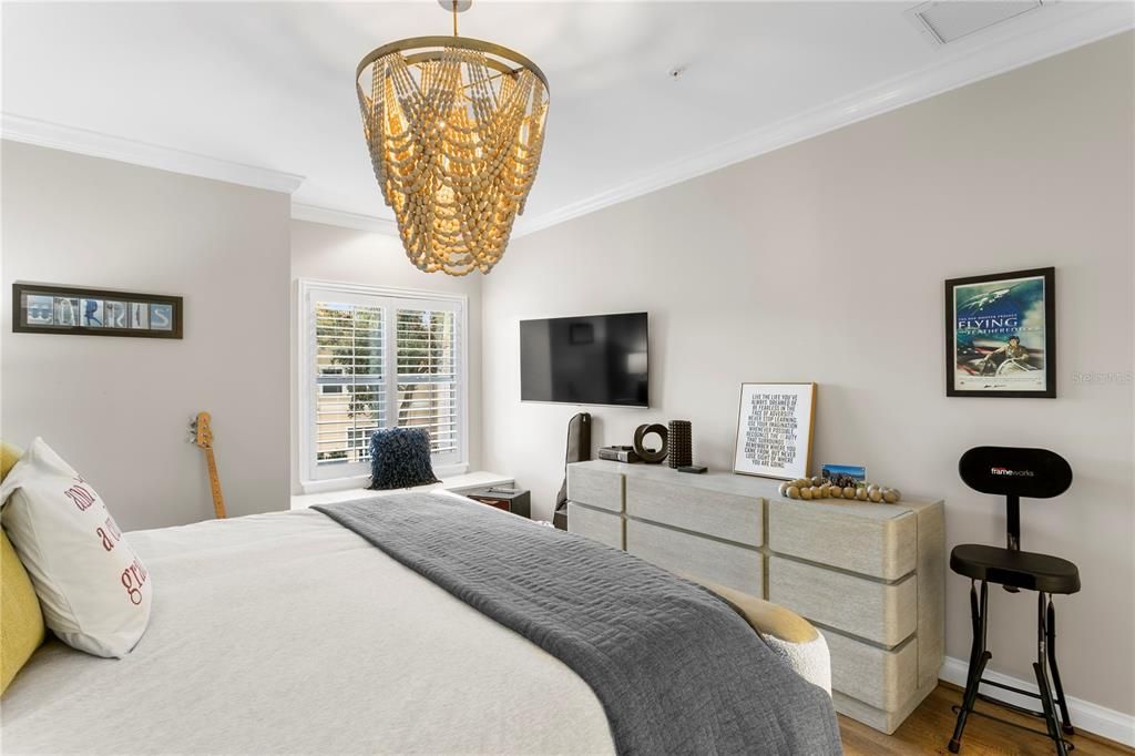 Active With Contract: $3,295,000 (4 beds, 3 baths, 3248 Square Feet)