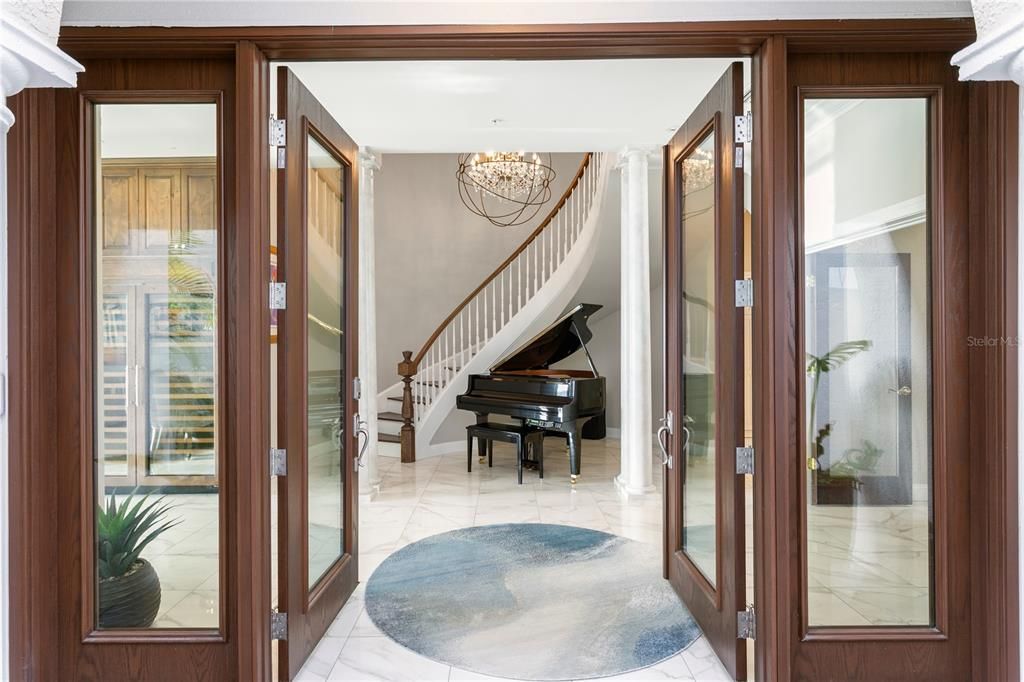 Active With Contract: $3,295,000 (4 beds, 3 baths, 3248 Square Feet)