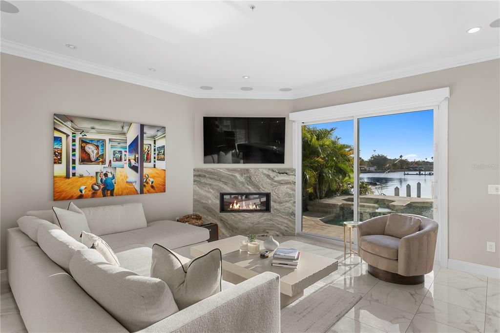 Active With Contract: $3,295,000 (4 beds, 3 baths, 3248 Square Feet)