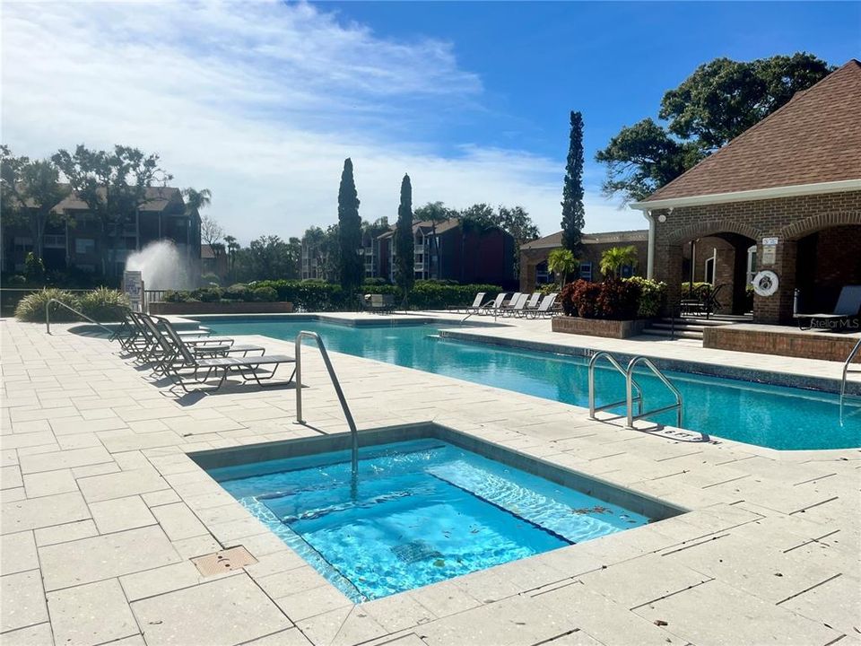 For Rent: $1,550 (1 beds, 1 baths, 642 Square Feet)