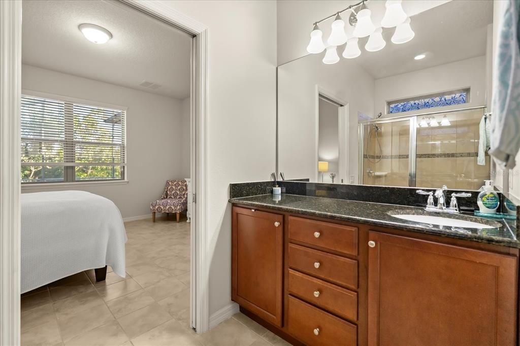 На продажу: $330,000 (2 спален, 2 ванн, 1772 Квадратных фут)