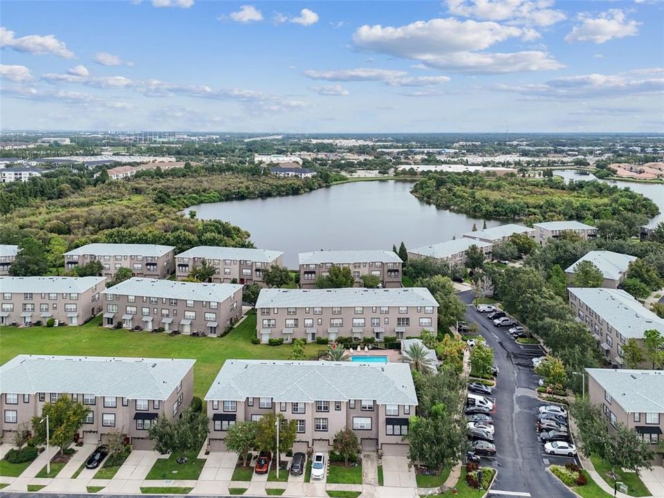 For Rent: $2,300 (3 beds, 3 baths, 1917 Square Feet)