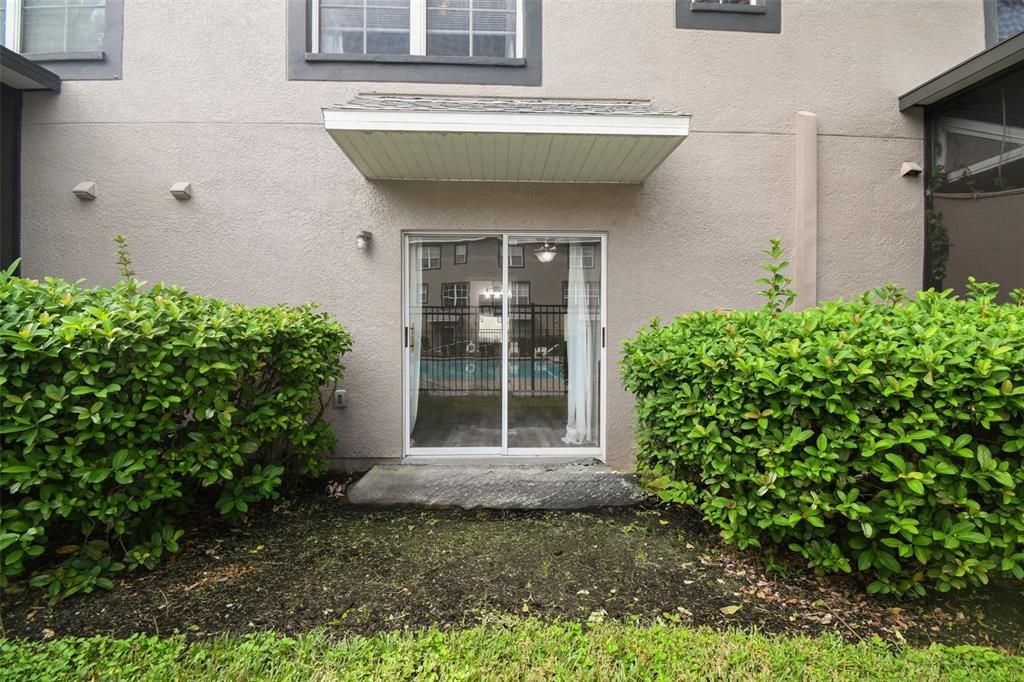 For Rent: $2,300 (3 beds, 3 baths, 1917 Square Feet)