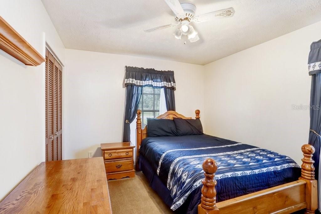 Activo con contrato: $450,000 (3 camas, 2 baños, 1532 Pies cuadrados)