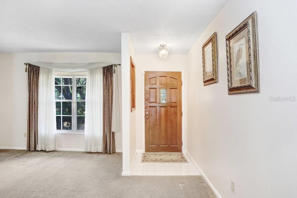 Activo con contrato: $450,000 (3 camas, 2 baños, 1532 Pies cuadrados)