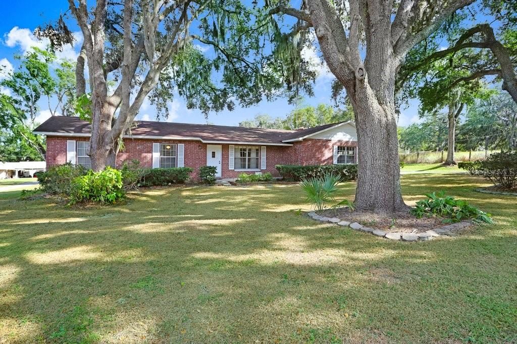 Activo con contrato: $450,000 (3 camas, 2 baños, 1532 Pies cuadrados)