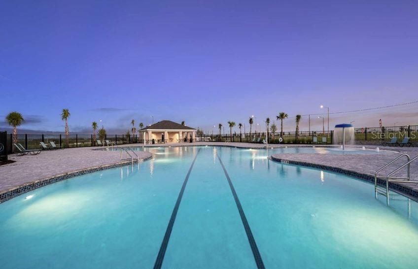 Active With Contract: $325,000 (4 beds, 3 baths, 2106 Square Feet)