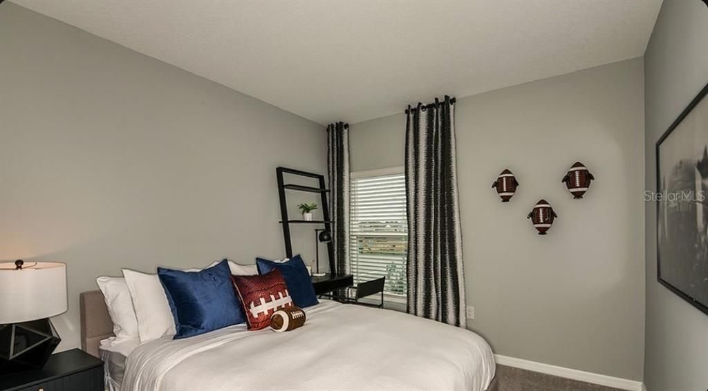 Active With Contract: $325,000 (4 beds, 3 baths, 2106 Square Feet)