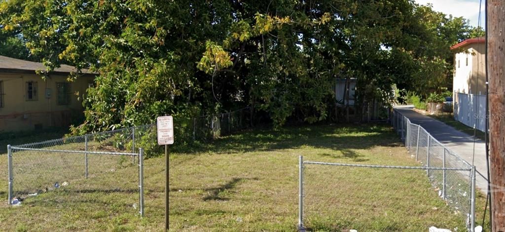 For Sale: $114,999 (0.06 acres)