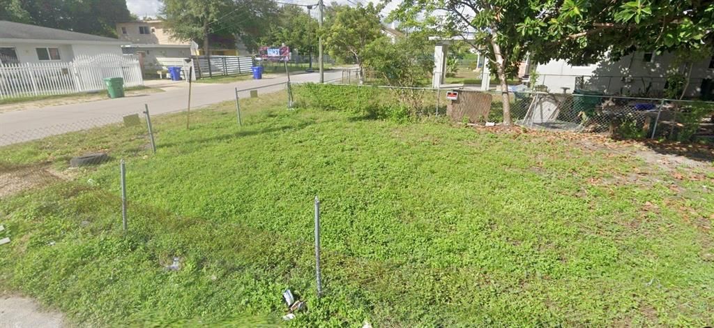 For Sale: $114,999 (0.06 acres)