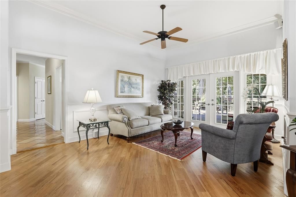 Active With Contract: $465,000 (4 beds, 2 baths, 2205 Square Feet)